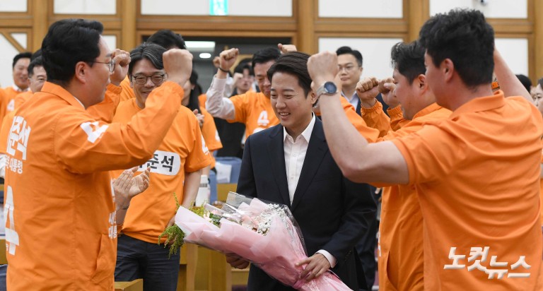 이준석 '넘지 못한 10% 장벽'