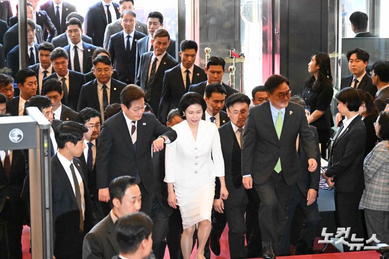 이재명 "모두의 대통령 되겠다"