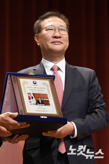 법무부 떠나는 박성재 장관