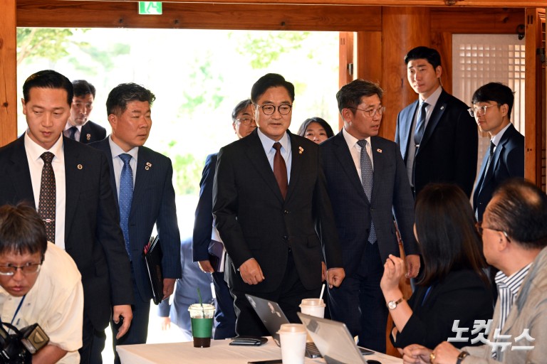 우원식 국회의장, 취임 1주년 기자간담회