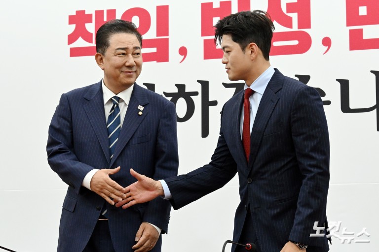 국민의힘 김용태 비대위원장 예방한 민주당 김병기 신임 원내대표
