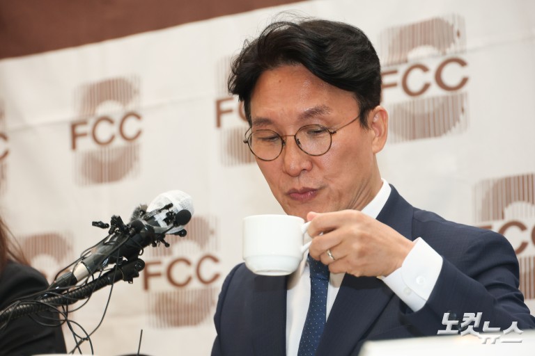 김민석 국무총리 후보자 외신기자 간담회