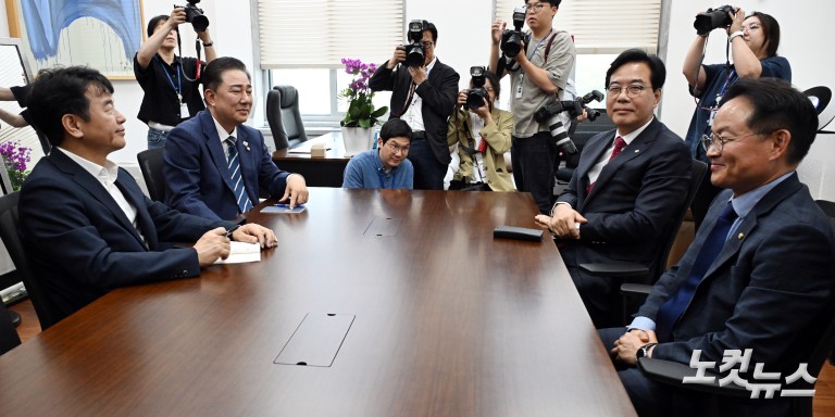 김병기-송언석, 여야 원내대표 회동