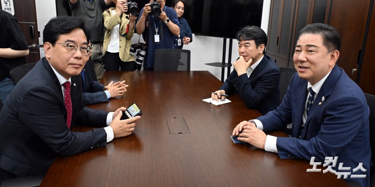 김병기-송언석, 여야 원내대표 회동