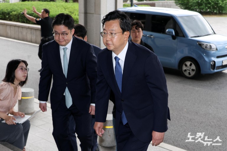 정진우 신임 서울중앙지검장 출근