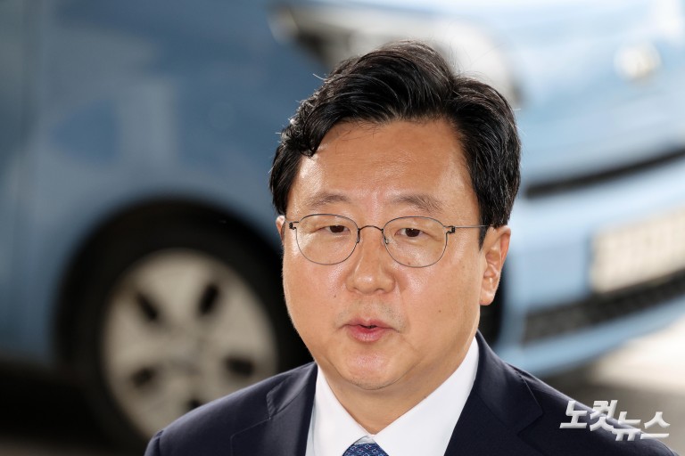 정진우 신임 서울중앙지검장 출근