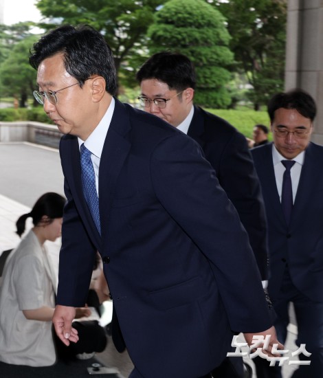 정진우 신임 서울중앙지검장 출근