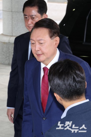 윤석열, 내란특검 2차 소환 조사 출석