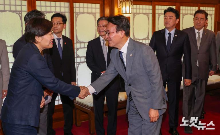 이재명 정부 첫 고위당정협의회