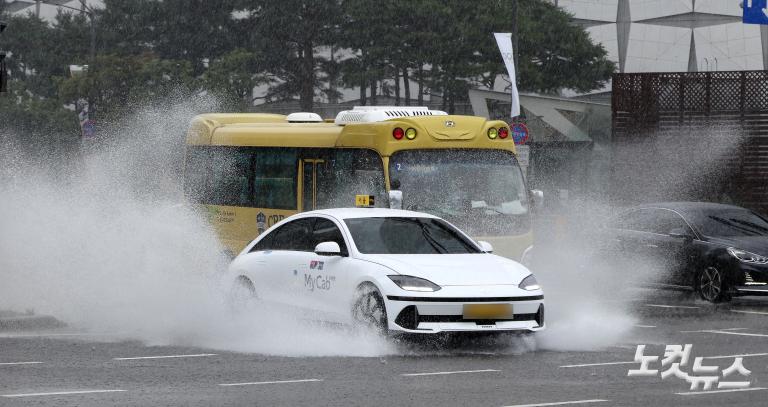 '기습', '극한' 폭우의 변신