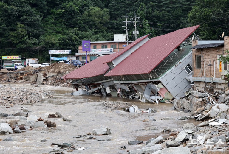괴물 폭우가 할퀸 가평 조종면