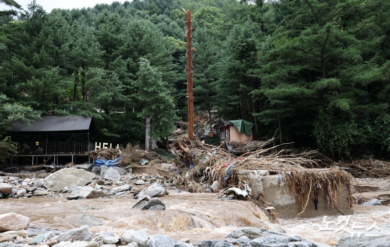 괴물 폭우가 할퀸 가평 조종면