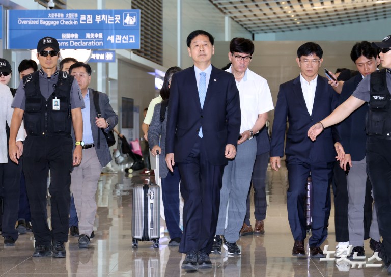 구윤철, 한미 관세 협상 오늘 출국