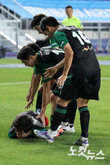 팀K리그, 뉴캐슬에 전반 매운맛