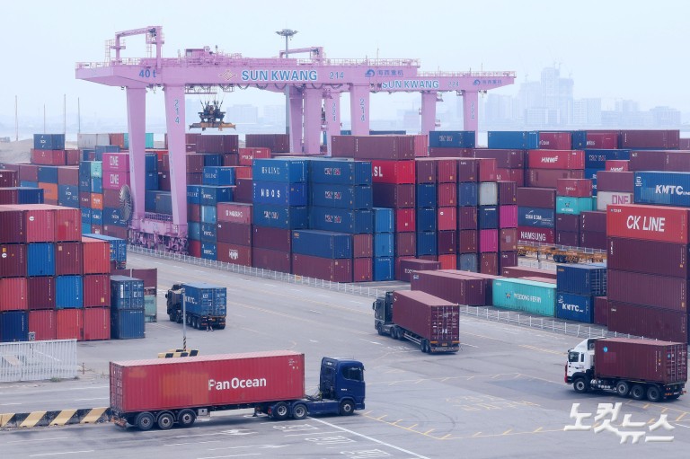 한미, 무역협상 타결…"한 상호관세 25%→15%"