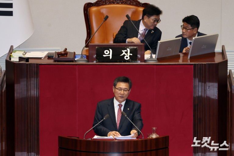 계속되는 국회 본회의 필리버스터