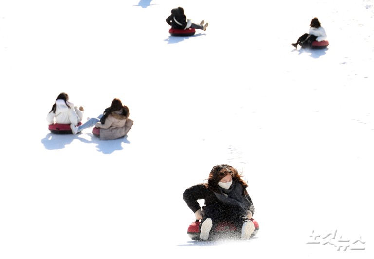 뚝섬·잠원·여의도, '한강공원 눈썰매장' 3곳 오늘 동시 개장