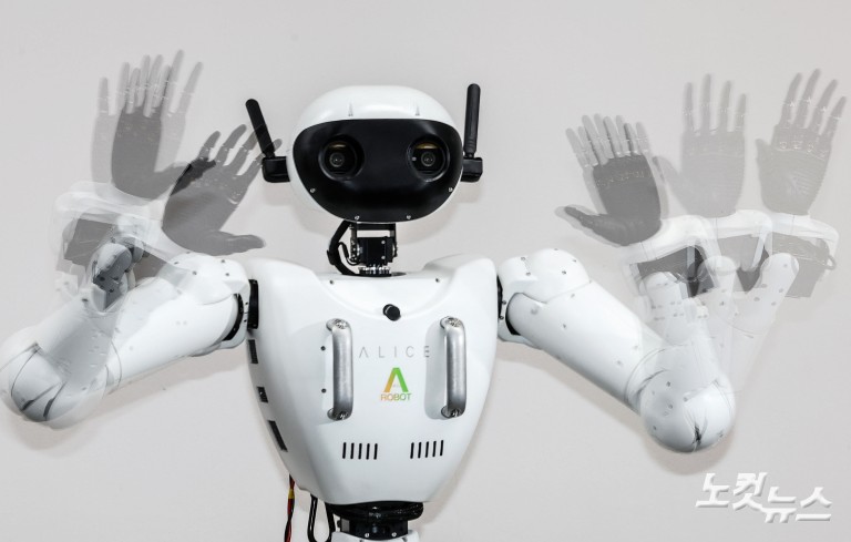 생각을 넘어 움직인다…'피지컬AI'가 여는 2026