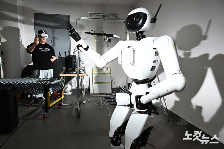 생각을 넘어 움직인다…'피지컬AI'가 여는 2026