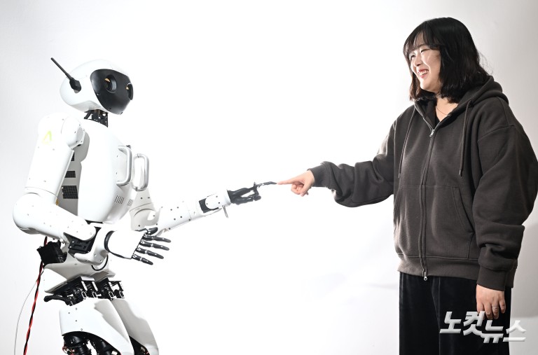 생각을 넘어 움직인다…'피지컬AI'가 여는 2026