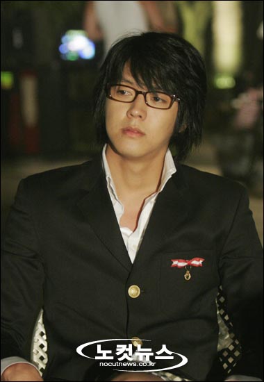 김흥수 김흥수