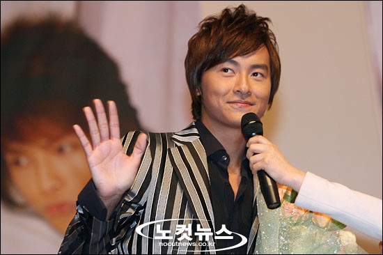 대만드라마 '장난스런 키스2' 정위엔창(郑元畅) - 노컷뉴스