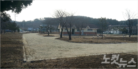 올 여름 휴가철 개장을 목표로 조성 중인 무창포해수욕장 오토캠핑장. (보령시 제공)