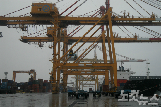 광양항 컨테이너선 역대 최고 항차 기록 - 노컷뉴스