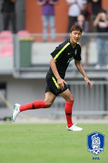 정우영 선발 유력…함께 나설 파트너는? - 노컷뉴스