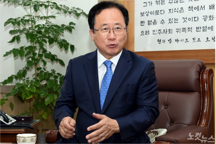 김석준 교육감(사진=부산시교육청 제공)