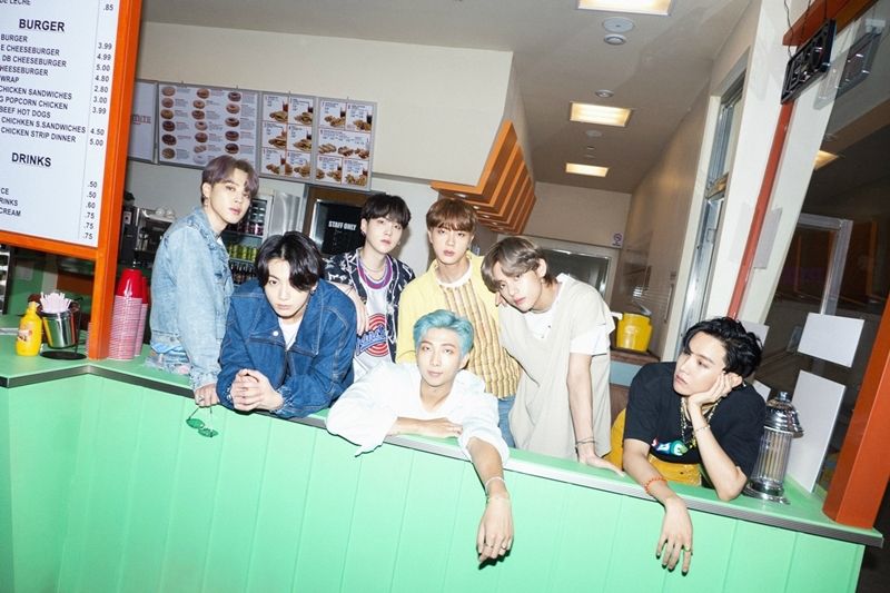 방탄소년단은 '다이너마이트' 외에도 11곡을 빌보드 메인 싱글 차트 '핫 100'에 진입시켰다. (사진=빅히트엔터테인먼트 제공)