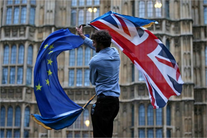 UK-EU to continue trade negotiations…  The possibility of’no deal’ still remains