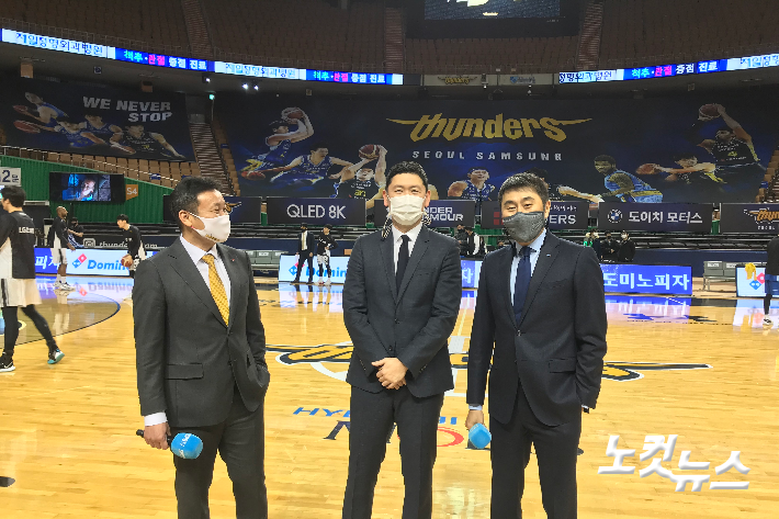 프로농구 감독과 해설위원으로 코트에서 다시 만난 조성원 LG 감독, 추승균 SPOTV 해설위원, 이상민 삼성 감독. 사진=노컷뉴스.