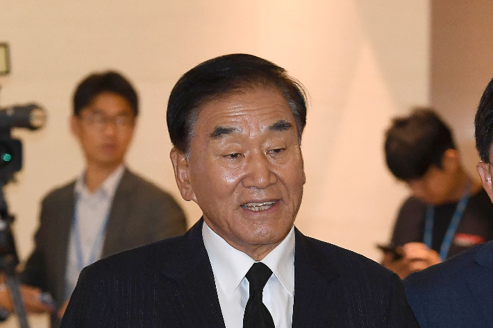 Lee Jae-oh “MB, Park Geun-hye apology first?