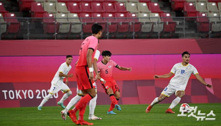 패스하는 정승원