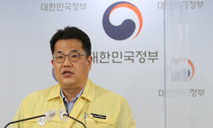 브리핑 중인 손영래 중앙사고수습본부 사회전략반장. 연합뉴스