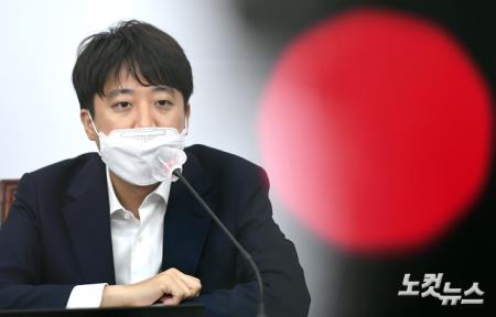 국민의당 안철수 대표 발언 비판하는 국민의힘 이준석 대표