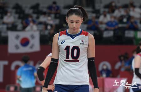 실책 아쉬운 김연경