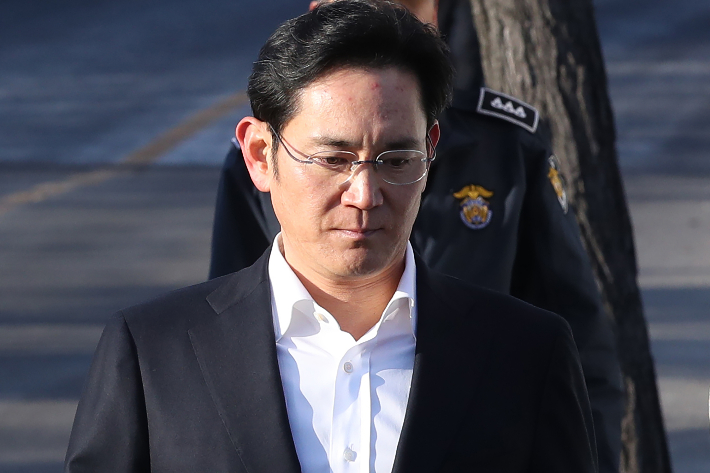 재수감 207일 만에 가석방이 결정된 이재용 삼성전자 부회장. 연합뉴스