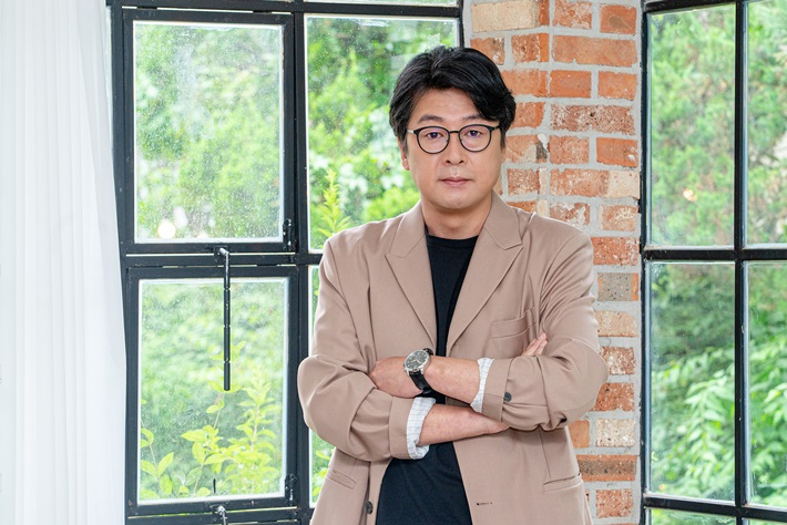 영화 '모가디슈'에서 한신성 대사로 열연을 펼친 배우 김윤석. 롯데엔터테인먼트 제공