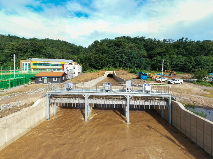 화전 소하천 고지터널 유량배분시설. 영덕군 제공