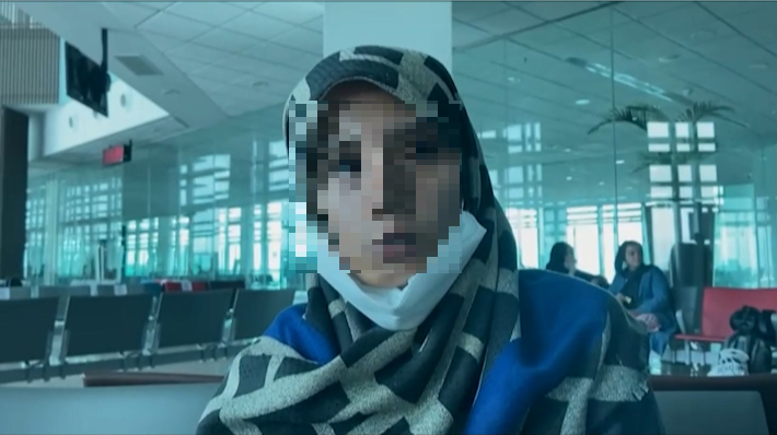 카불을 탈출한 아프간 여성. 외교부 제공