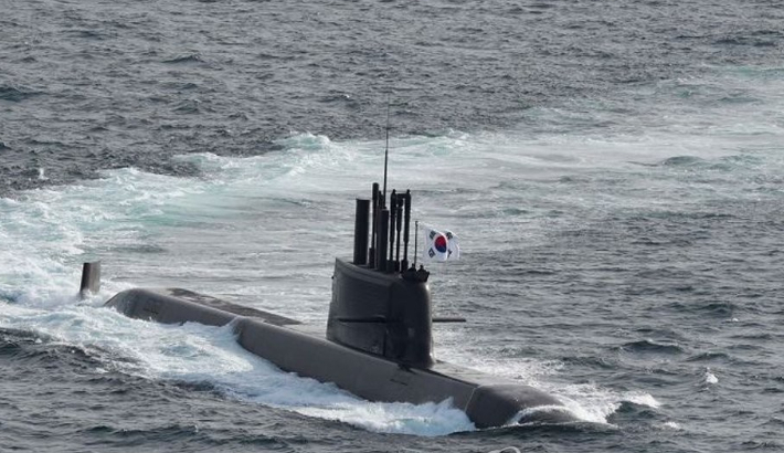 우리나라 기술로 독자 설계ㆍ건조된 해군의 첫 번째 3천 톤급 잠수함인 도산안창호함(KSS-Ⅲ)의 항해 모습. 연합뉴스
