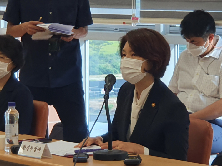 한정애 장관.  맹석주 기자