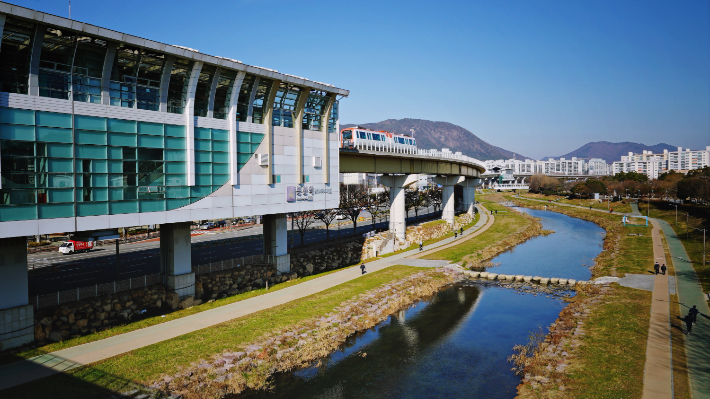 부산김해경전철 제공