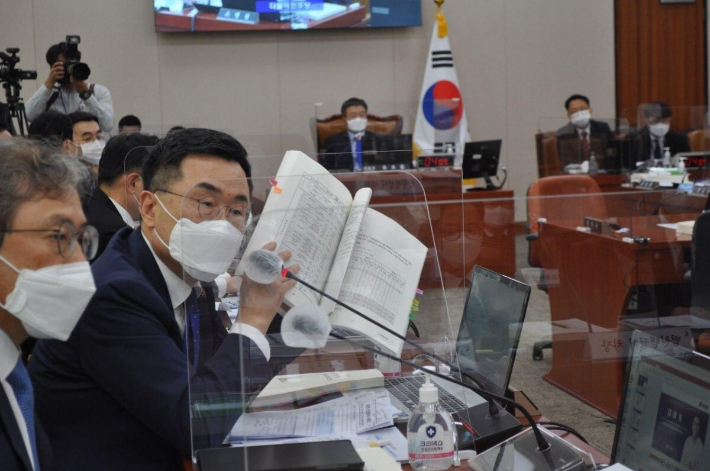 소병철 국회의원은 지난해 법사위 국정감사에서 순천지역 용당대주피오레 입주민이 대주그룹의 부도로 인해 10년째 소유권 등기도 못하고 있는 사실을 알리고, 억울한 사정을 고려하여 조속한 판결을 촉구했다. 소병철 의원실 제공