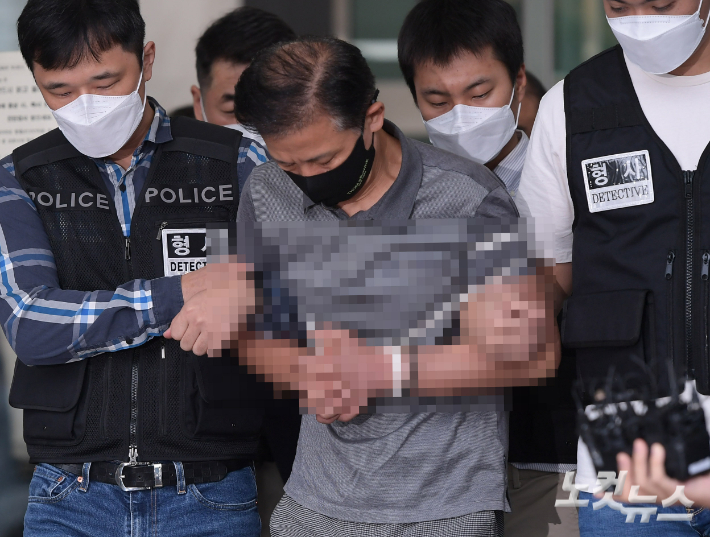 전자발찌를 끊고 여성 2명을 살해한 혐의를 받는 강윤성. 이한형 기자
