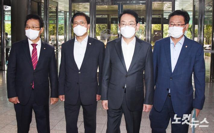 국수본 방문한 국민의힘 이재명 판교 대장동 진상조사 특위