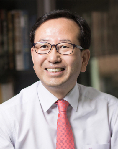 해양수산부는 30일자로 부산항만공사 제7대 사장에 강준석 전 해양수산부 차관을 임명했다. 해양수산부 제공.