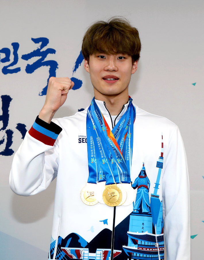 전국체전에서 5관왕을 달성해 대회 MVP를 차지한 한국 수영의 미래 황선우. 대한체육회 제공